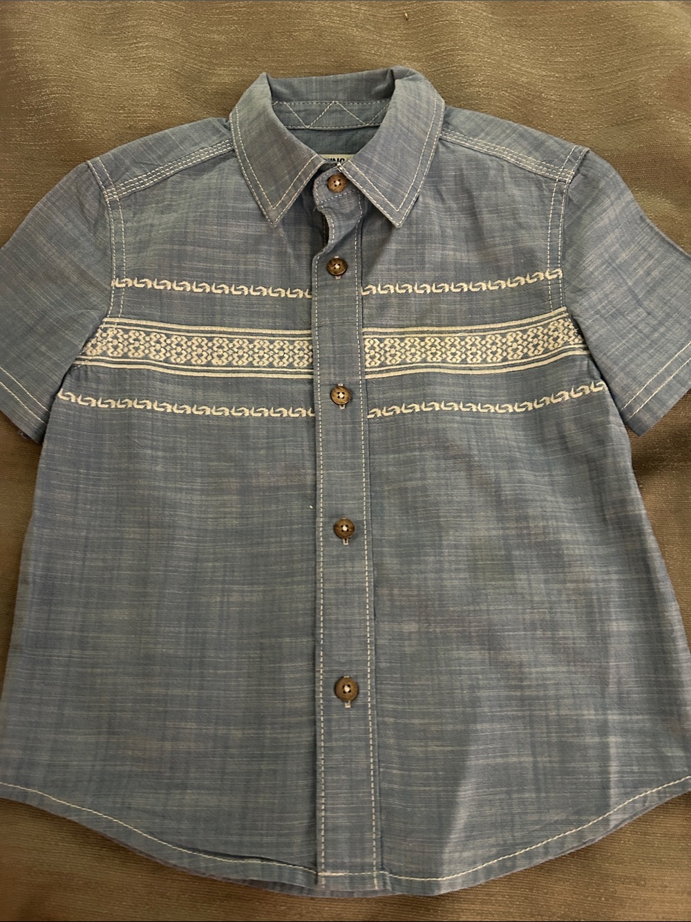 Boys' Blue Short-Sleeve Button-Down Shirt with Decorative Stitching